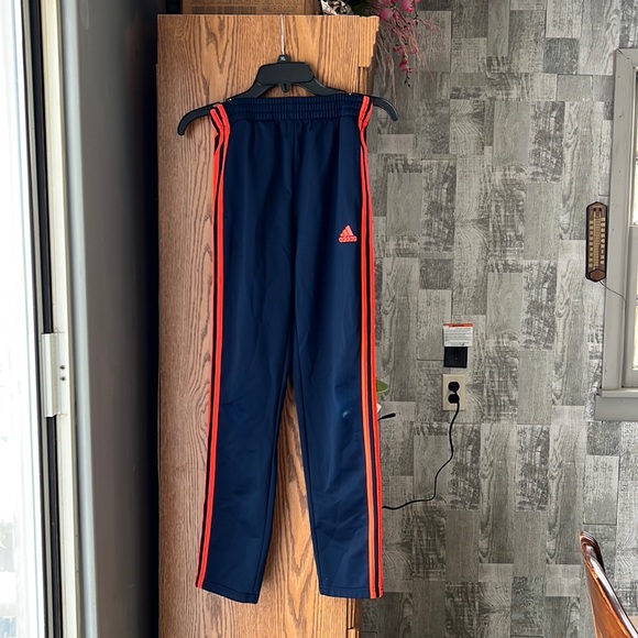 Boy’s Adidas pants - Picture 1 of 6